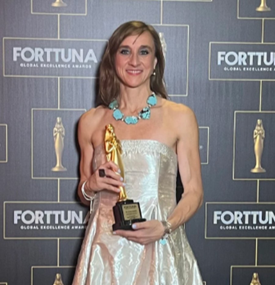 Dr. Teresa Castiello